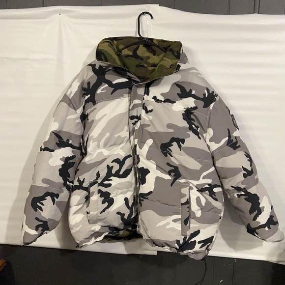 COPY - Canada goose jacket vetements ss17 camouflage - Picture 1 of 9